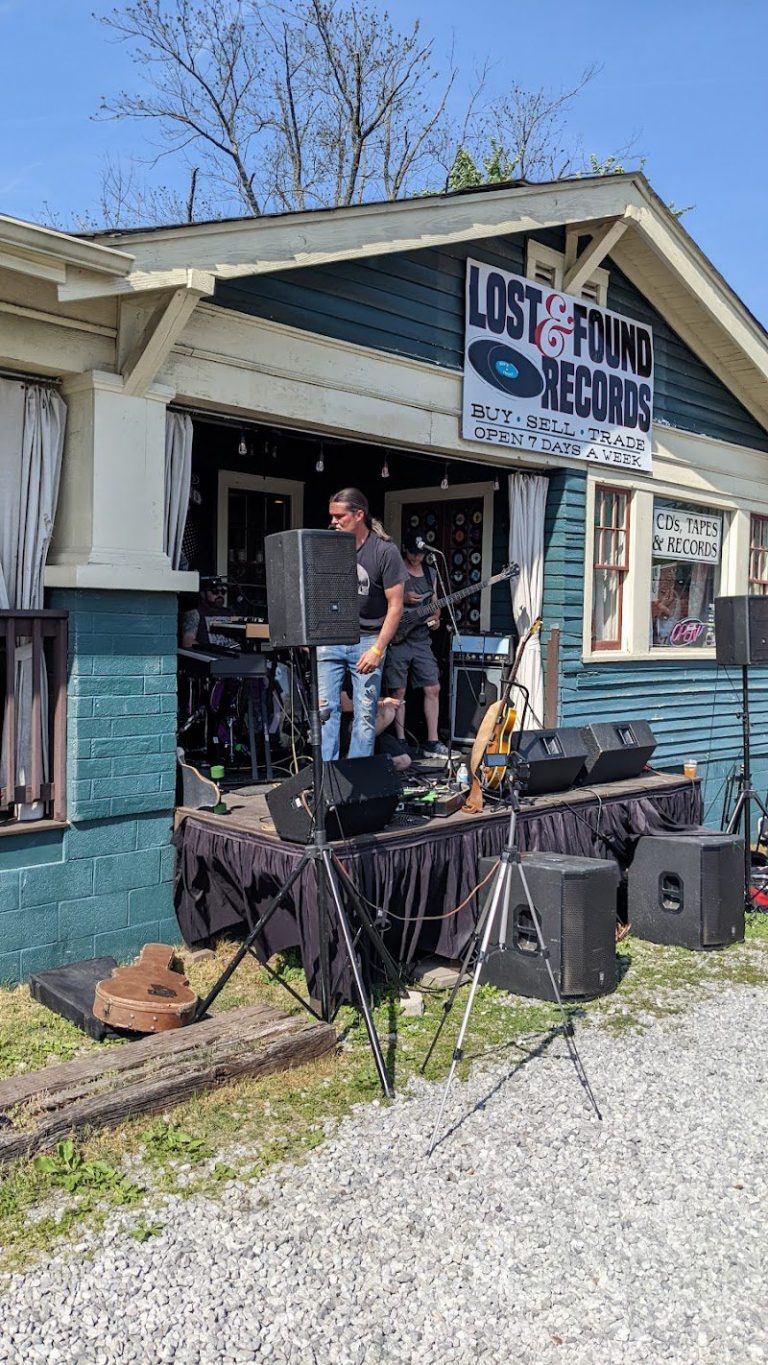 shop 1003 2 768x1365