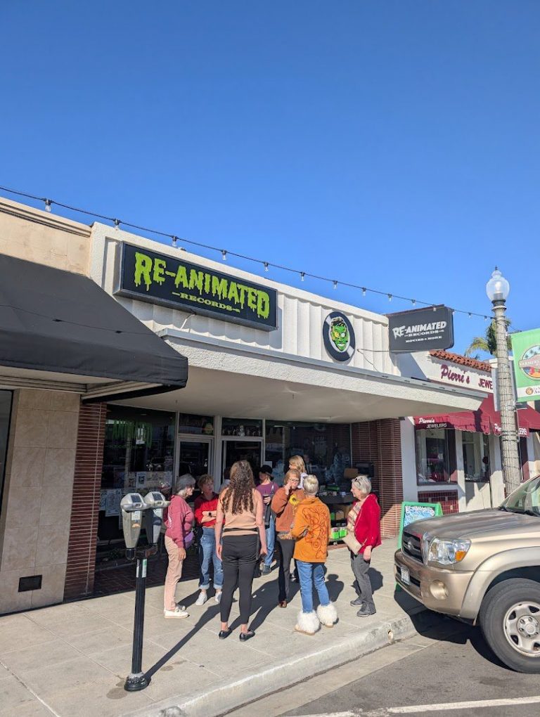 shop 1009 2 768x1020