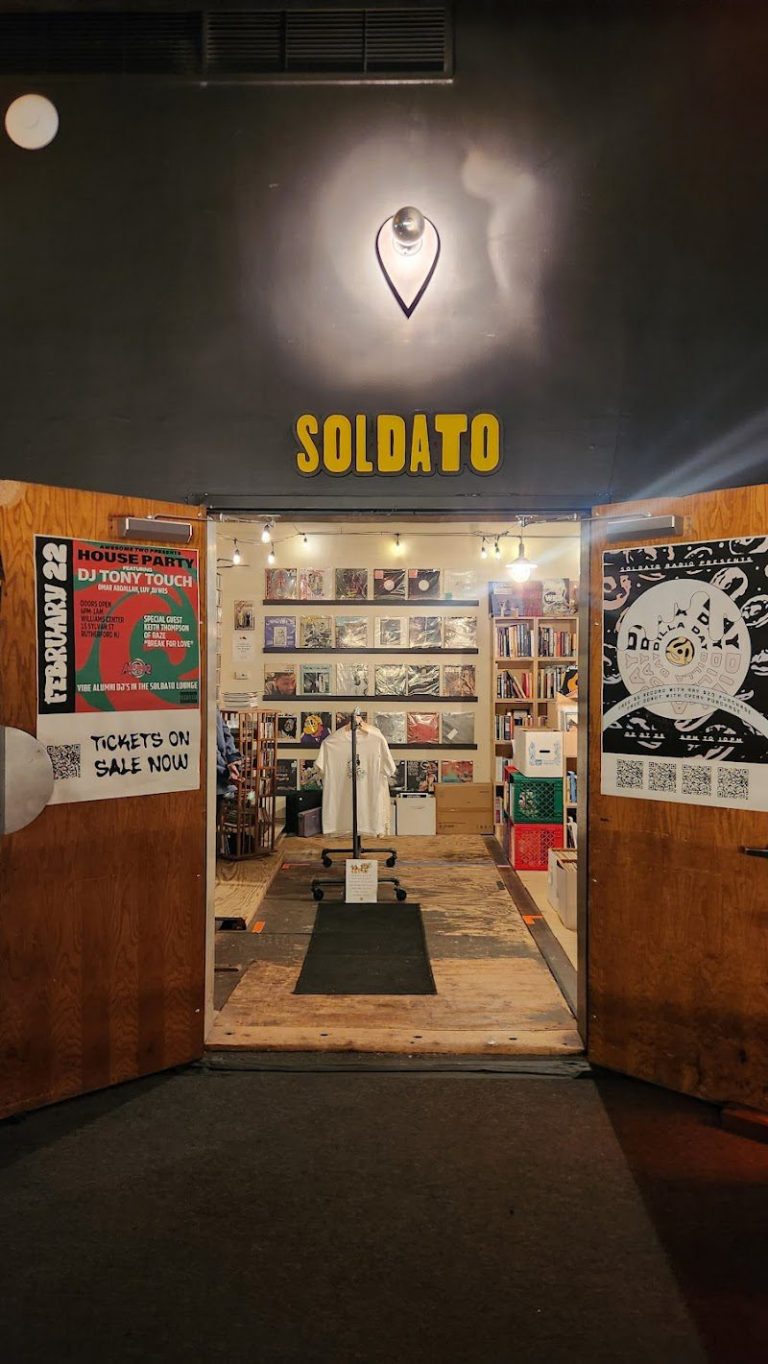 shop 1356 1 768x1364